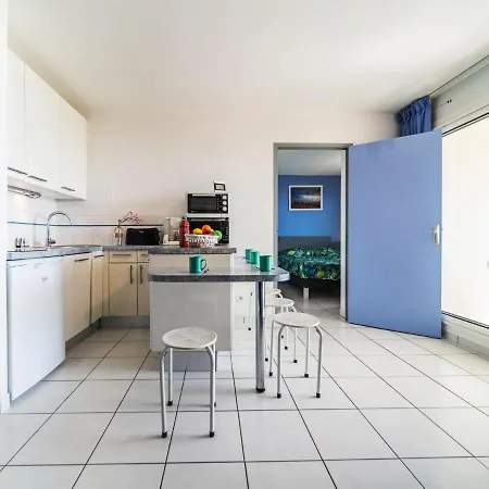 Copacabana-21 By Interhome アパート